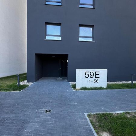Apartament Z Widokiem Na Stadion Styl Industrialny Jedyny Taki Check In 24 H Poznaň Exteriér fotografie
