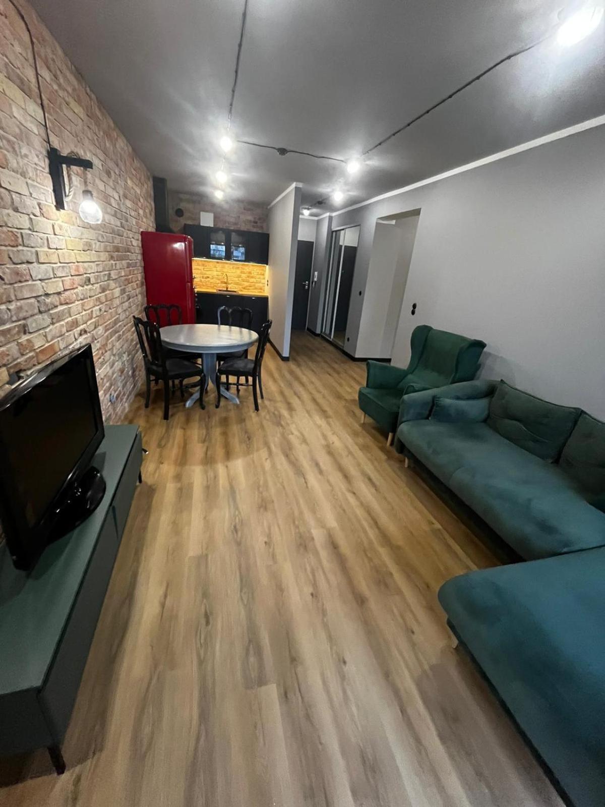 Apartament Z Widokiem Na Stadion Styl Industrialny Jedyny Taki Check In 24 H Poznaň Exteriér fotografie