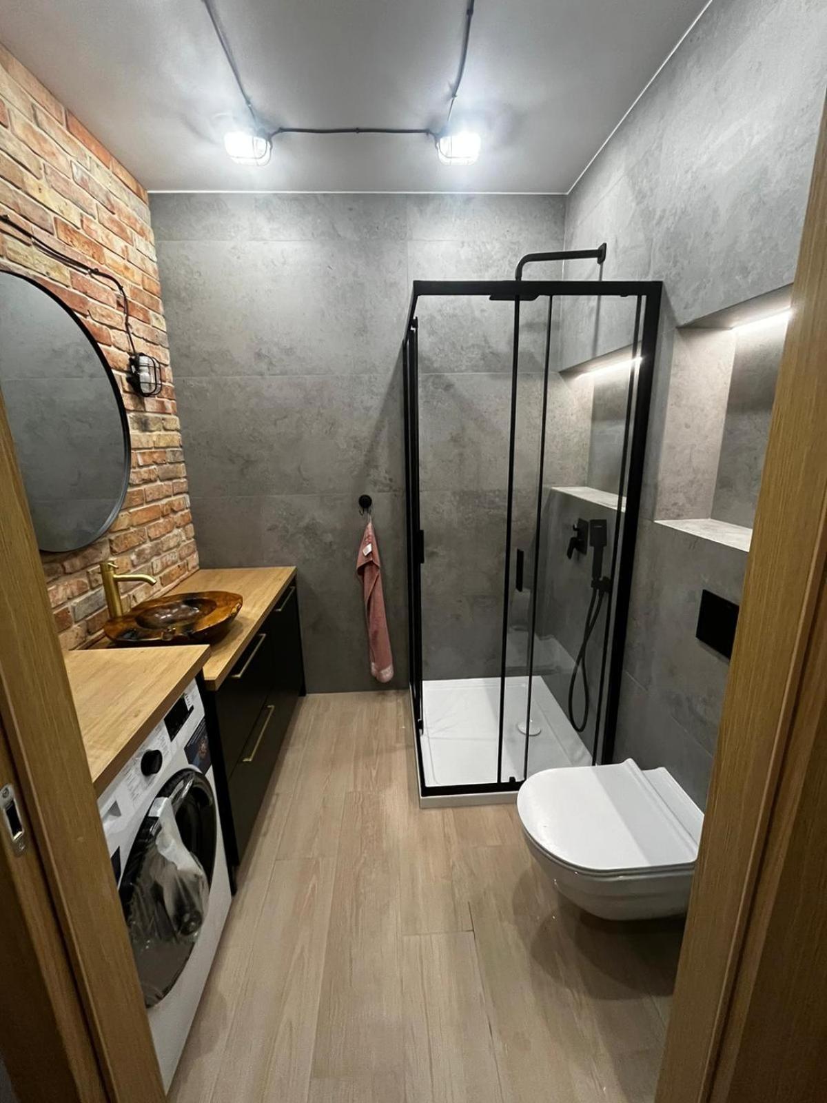 Apartament Z Widokiem Na Stadion Styl Industrialny Jedyny Taki Check In 24 H Poznaň Exteriér fotografie