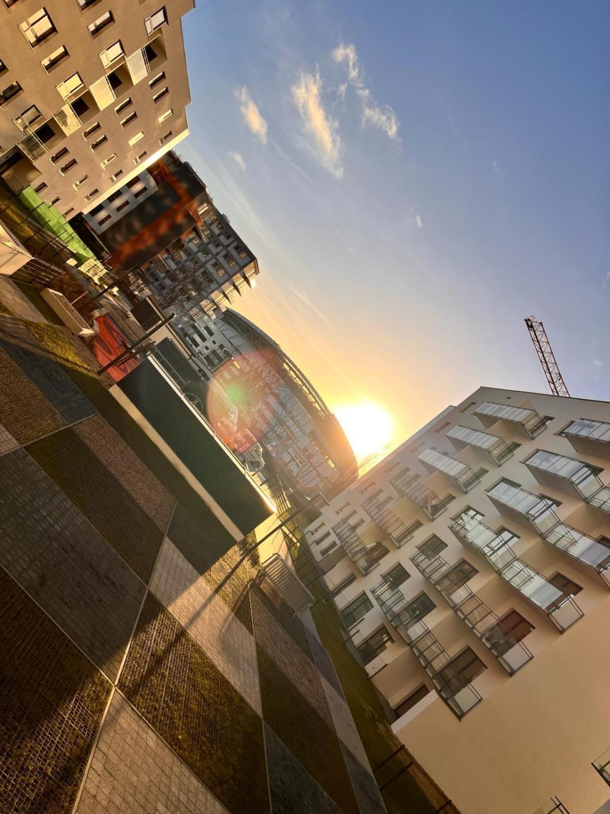 Apartament Z Widokiem Na Stadion Styl Industrialny Jedyny Taki Check In 24 H Poznaň Exteriér fotografie