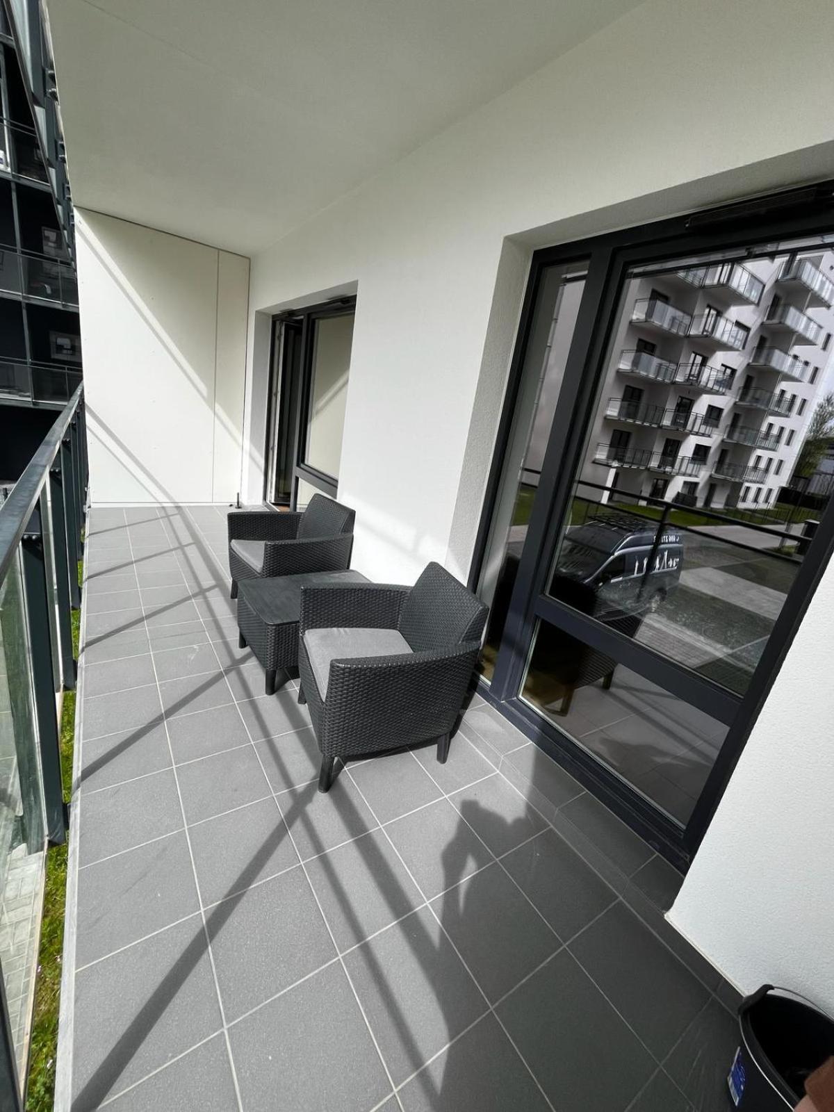 Apartament Z Widokiem Na Stadion Styl Industrialny Jedyny Taki Check In 24 H Poznaň Exteriér fotografie
