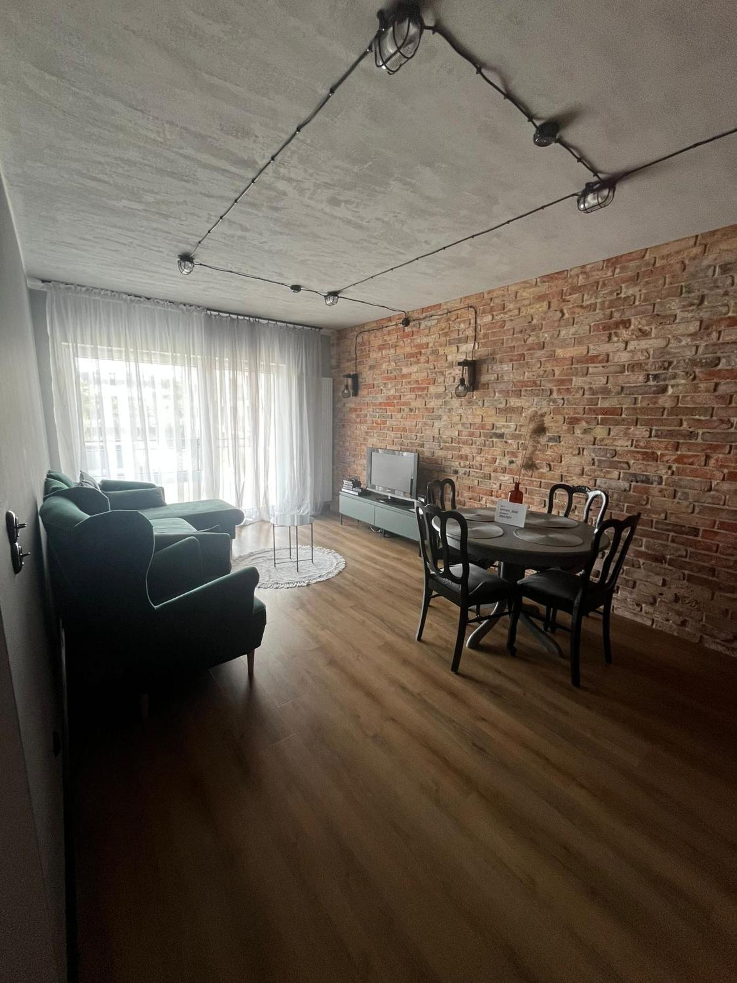Apartament Z Widokiem Na Stadion Styl Industrialny Jedyny Taki Check In 24 H Poznaň Exteriér fotografie